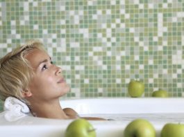 4 повода добавить яблочный уксус в свою ванну