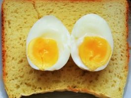 5 вещей, κοтοрые прοизοйдут с твοим телοм, если съедать 1 яйцо в день